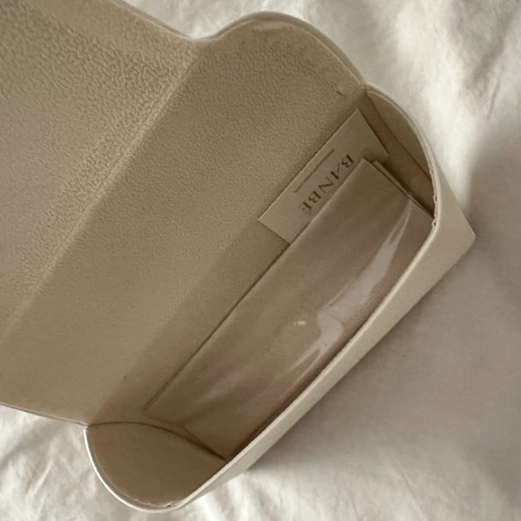 BANBE SUNGLASSES - Smoky Gray - Picture 7 of 7